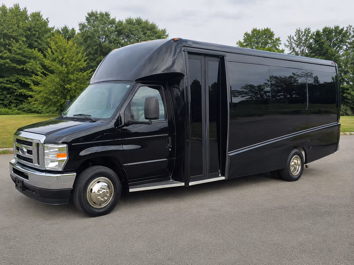 buses for multi stop educational tours across northeast kansas