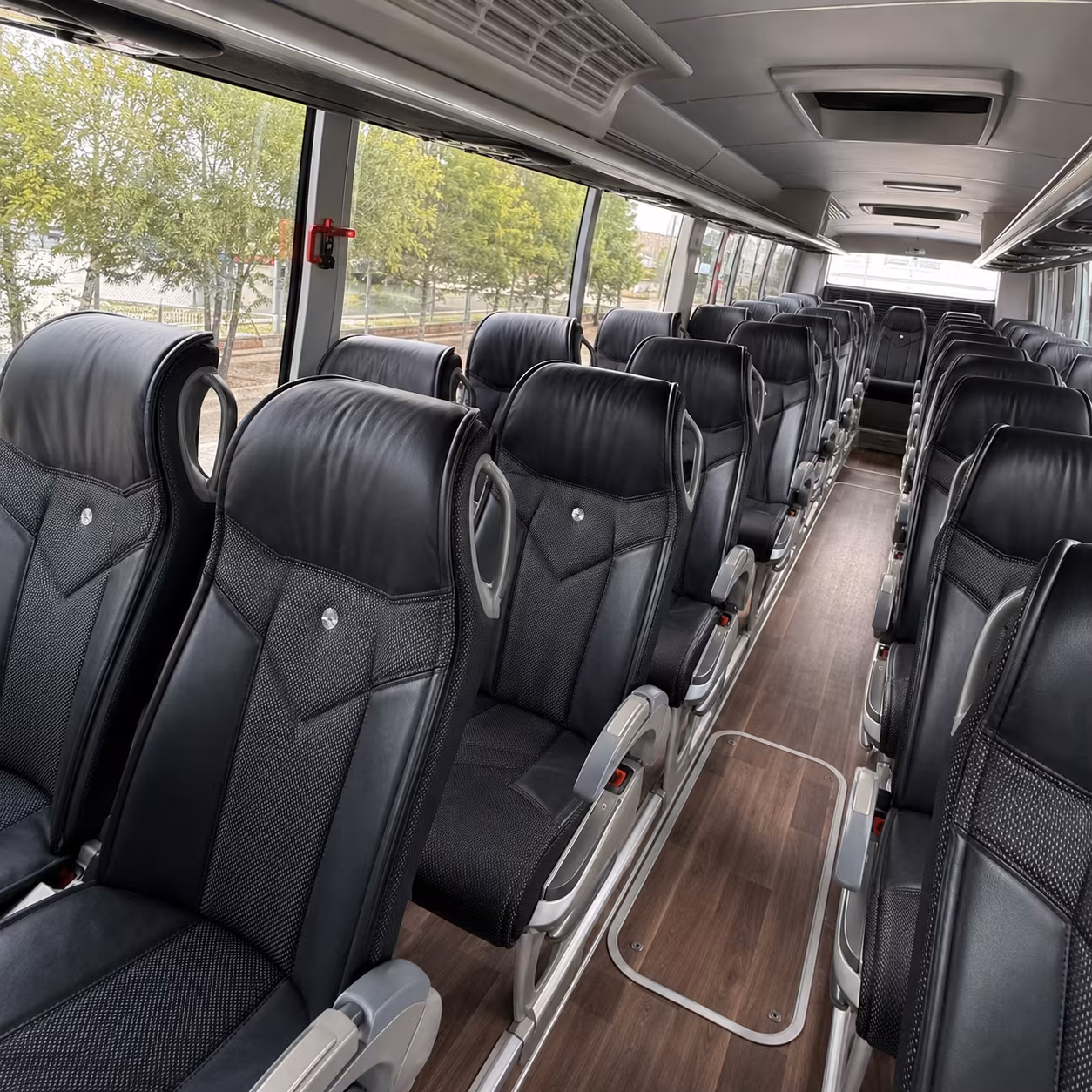 charter buses and party buses to kansas state wildcats games in manhattan