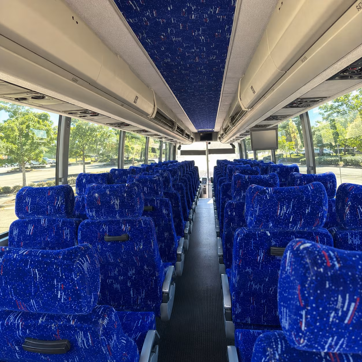 charter buses for museum and science center field trips in topeka