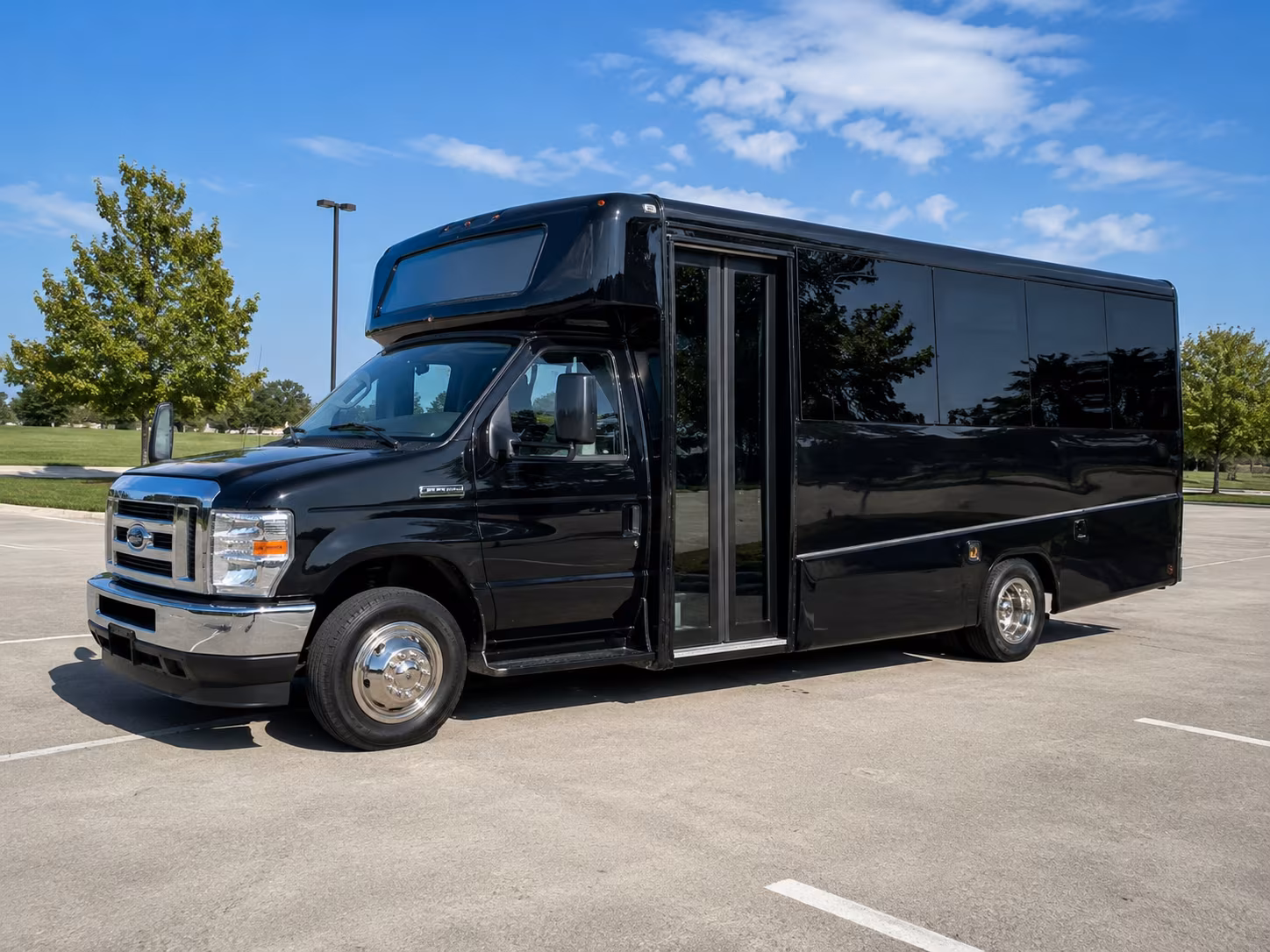field trip buses for topeka zoo visits and outdoor education days