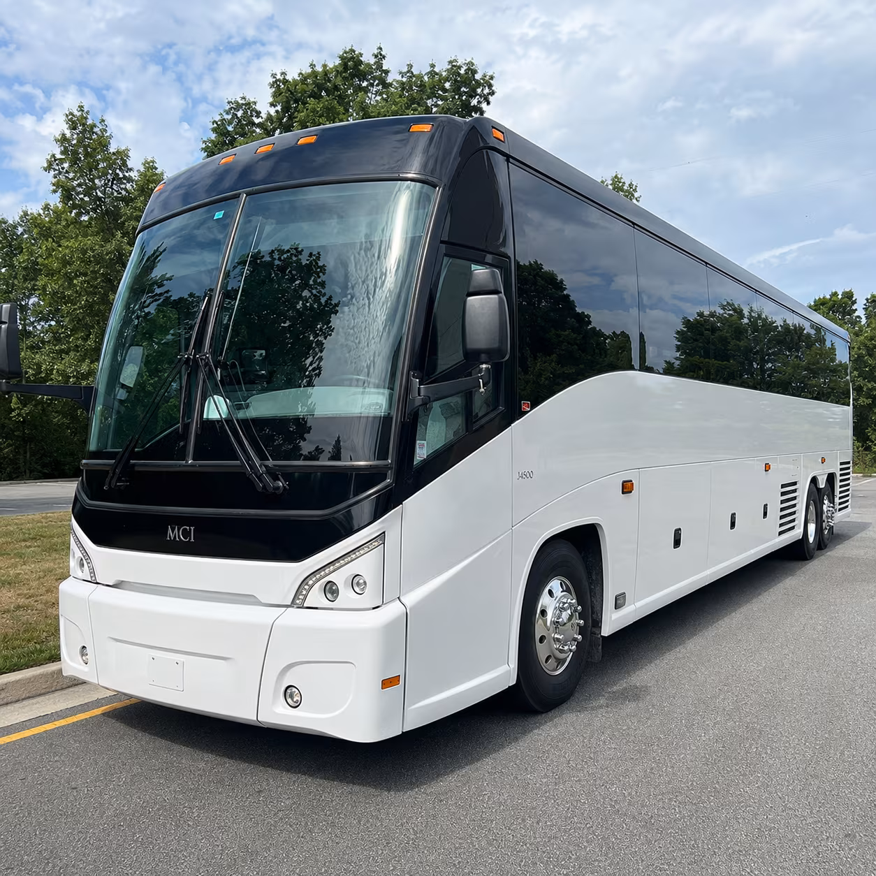 shift change shuttle buses for topeka manufacturing and warehouse groups