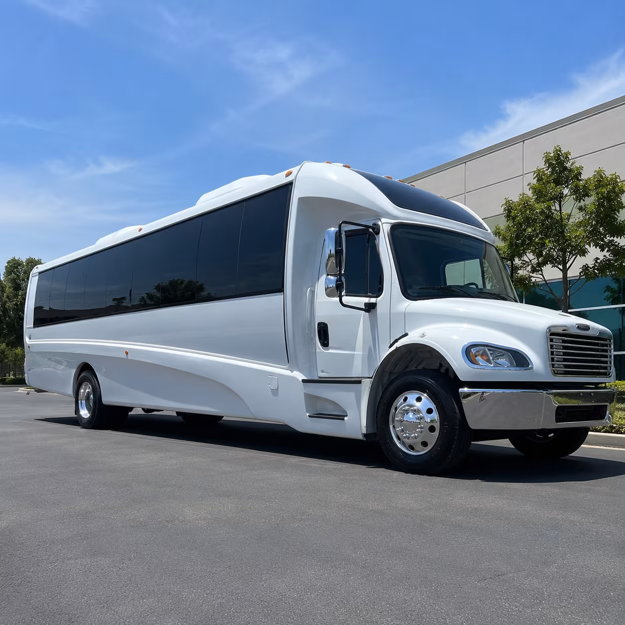 topeka 20 passenger minibus