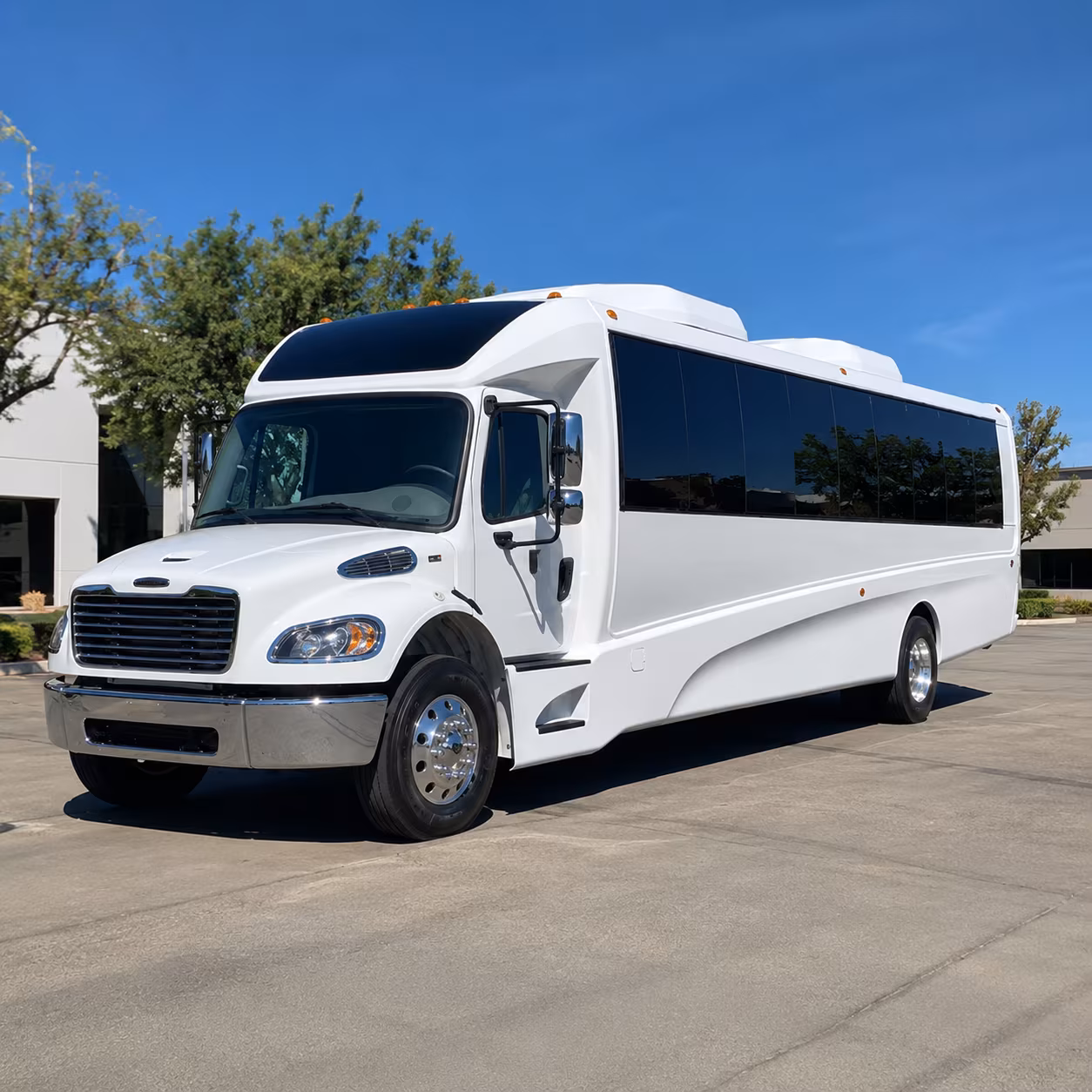 topeka 28 passenger minibus